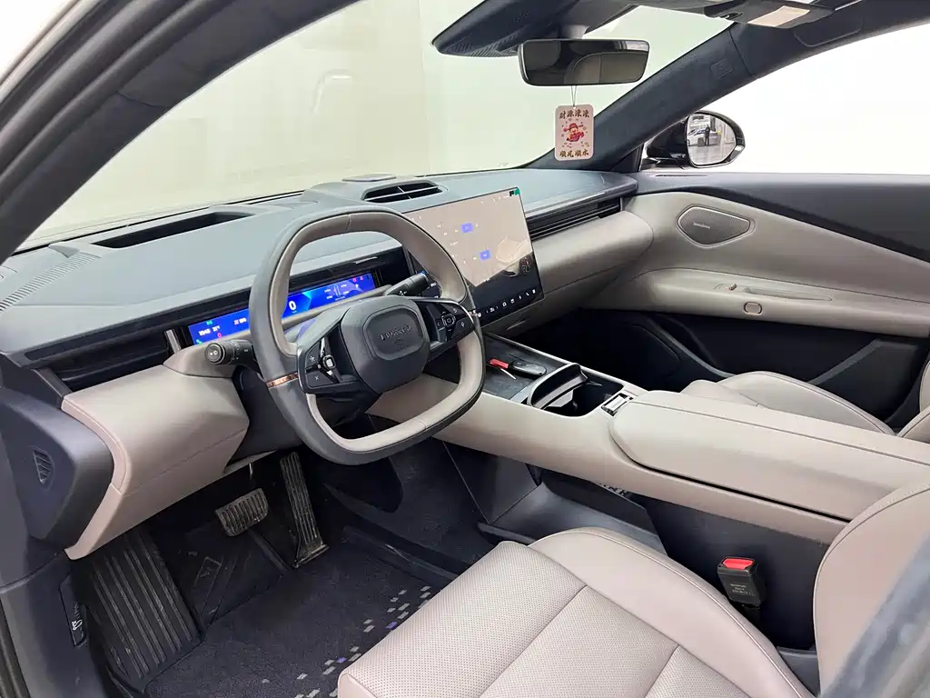 Lynk & Co Lynk & Co Z10 2024 95kWh 766km RWD Max 2025 - thumbnail 18