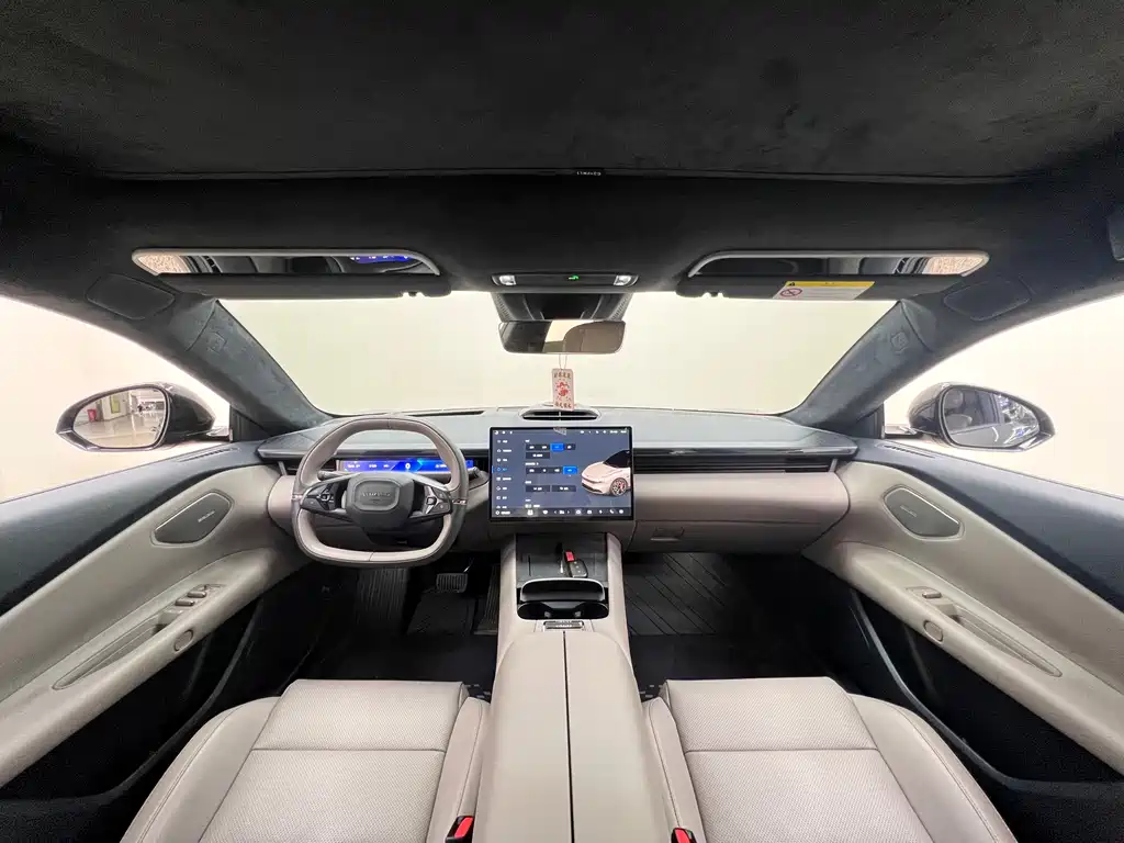Lynk & Co Lynk & Co Z10 2024 95kWh 766km RWD Max 2025 - thumbnail 23