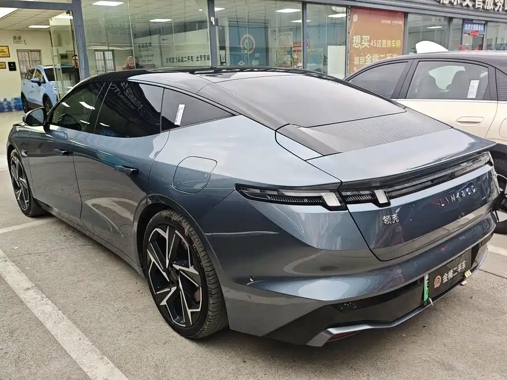 Lynk & Co Lynk & Co Z10 2024 95kWh 702km AWD Intelligent Drive Ultra 2024 - thumbnail 2