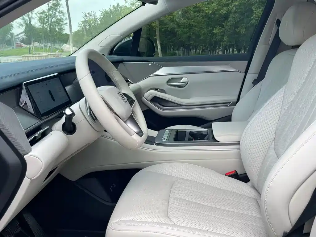 BYD (BYD Auto) Tang L 2025 EV 670KM LiDAR Flagship 2025 - thumbnail 4