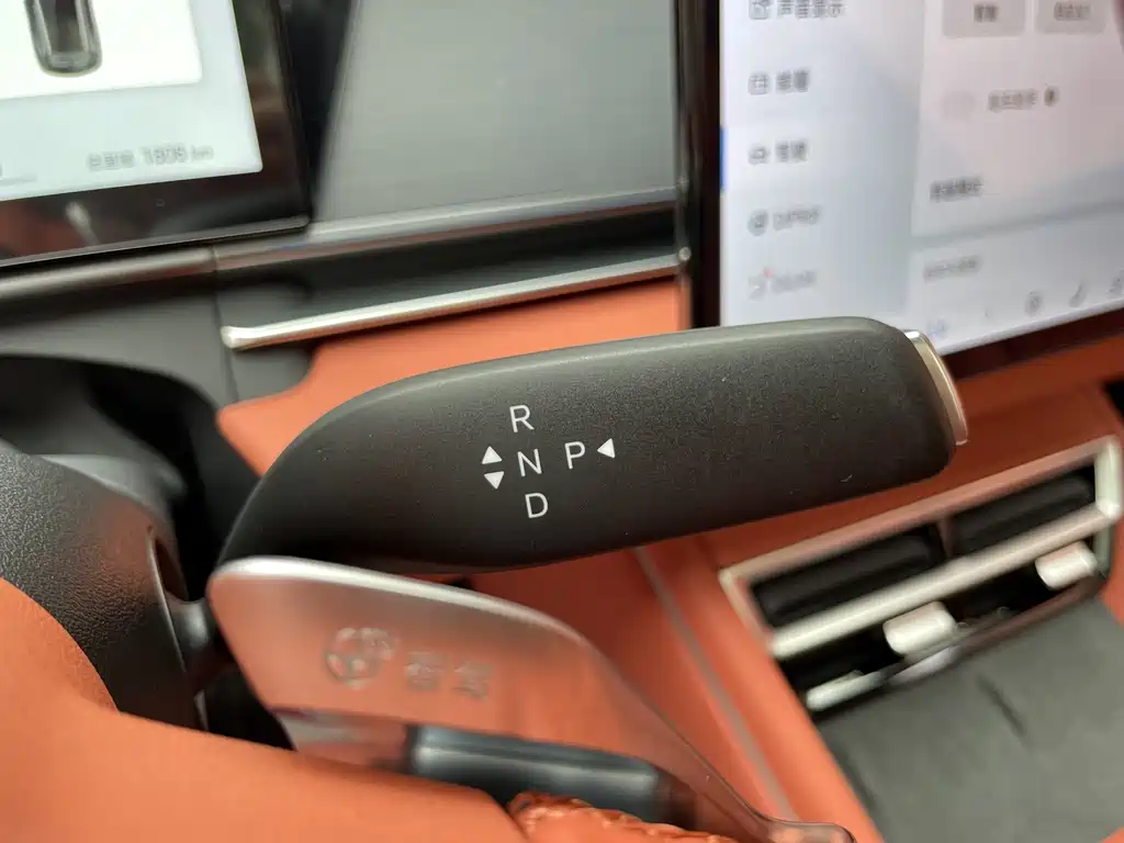 BYD (BYD Auto) Tang L 2025 EV 600KM AWD LiDAR Flagship 2025 - thumbnail 23