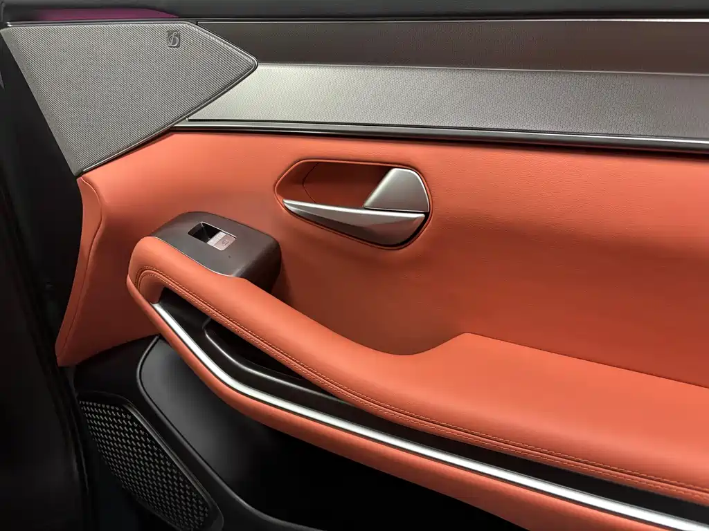 BYD (BYD Auto) Tang L 2025 DM 215KM LiDAR Flagship 2025 - thumbnail 8