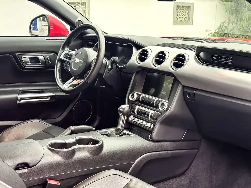 Ford Mustang 2021 2.3T EcoBoost 2021 - thumbnail 9