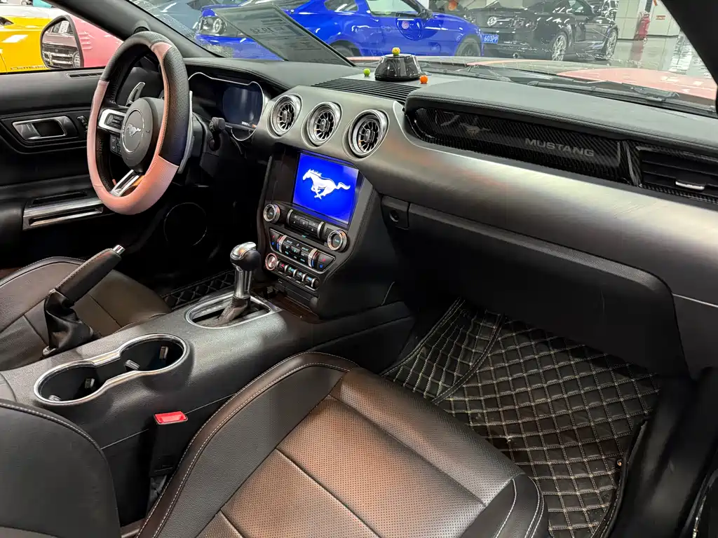 Ford Mustang 2021 2.3T EcoBoost 2021 - thumbnail 11
