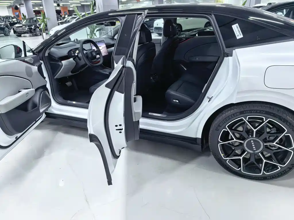 Zeekr ZEEKR 007 2025 Long Range Rear-Wheel Drive Intelligent Driving Version 100kWh 2026 - thumbnail 13