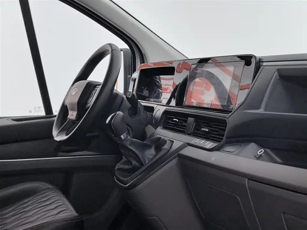 Ford Transit 2023 2.0T Diesel Manual Multi-Purpose Commercial Vehicle Medium Wheelbase Medium Roof 5/6 Seats 2024 - thumbnail 22