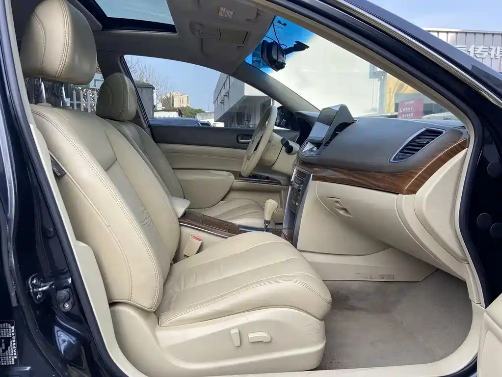 Nissan Nissan Teana 2012 2.5L XL Intelligent Enjoyment Edition 2013 - thumbnail 12