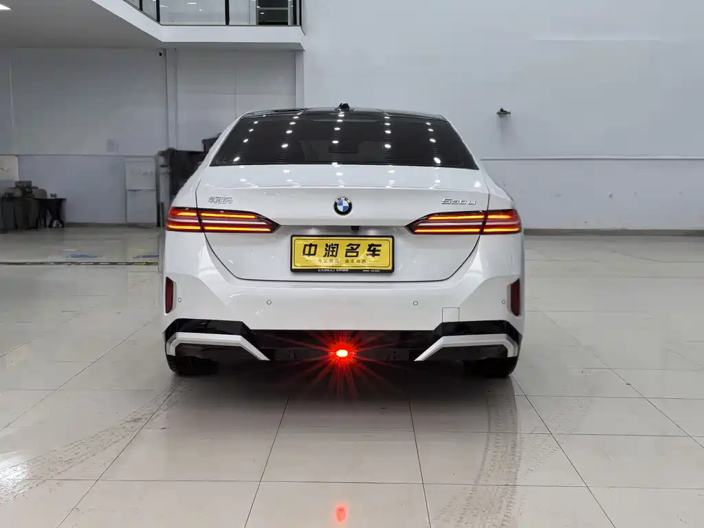 BMW BMW 5 Series 2025 530Li Leading Model M Sport Package 2025 - thumbnail 5