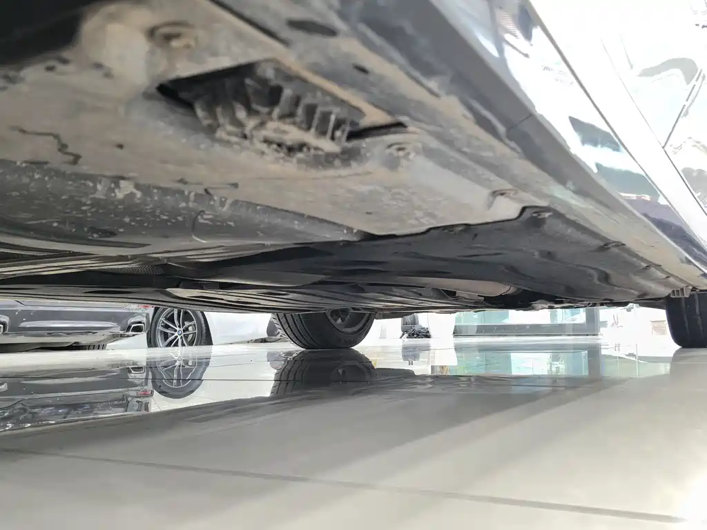 BMW BMW 5 Series 2025 530Li Leading Model M Sport Package 2025 - thumbnail 11