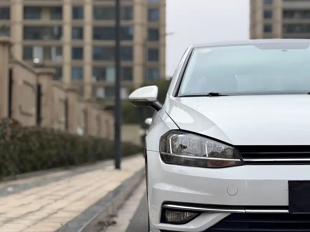 Volkswagen Volkswagen Golf 2018 230TSI Automatic Comfort Model 2018 - thumbnail 17