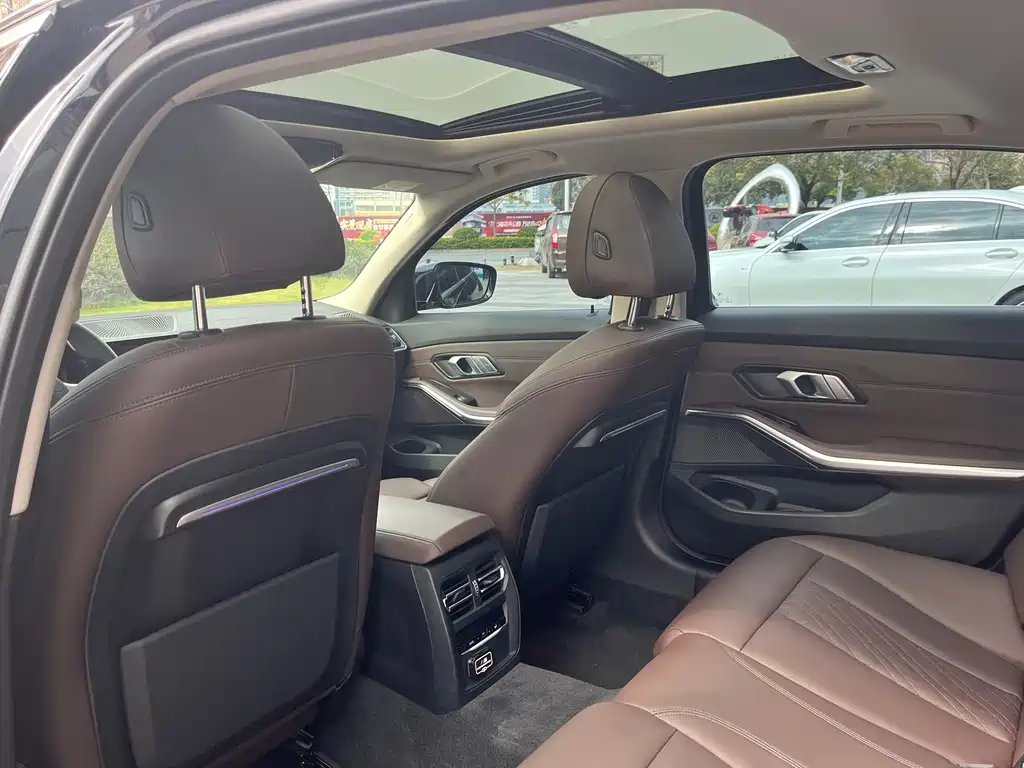 BMW BMW 3 Series 2022 Model Year Facelift 325Li M Sport Package 2022 - thumbnail 12