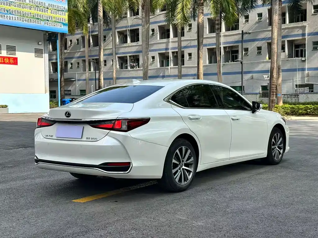 Lexus Lexus ES 2021 200 Excellent Edition 2021 - thumbnail 3