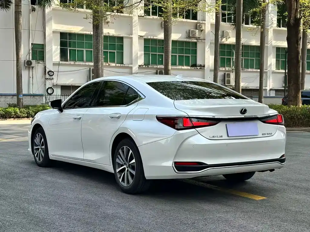 Lexus Lexus ES 2021 200 Excellent Edition 2021 - thumbnail 4