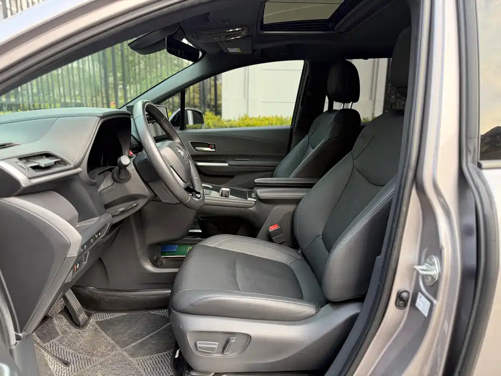 Toyota Toyota Sienna 2023 2.5L Hybrid Limited Edition 2023 - thumbnail 8