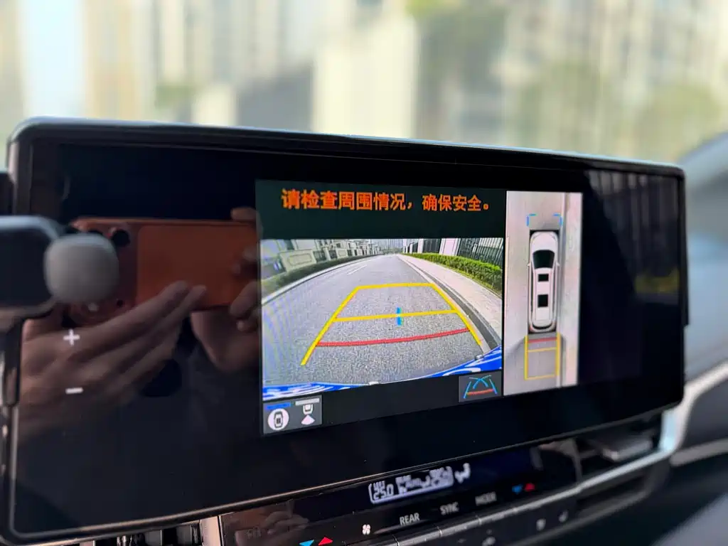 Toyota Toyota Sienna 2023 2.5L Hybrid Limited Edition 2023 - thumbnail 20