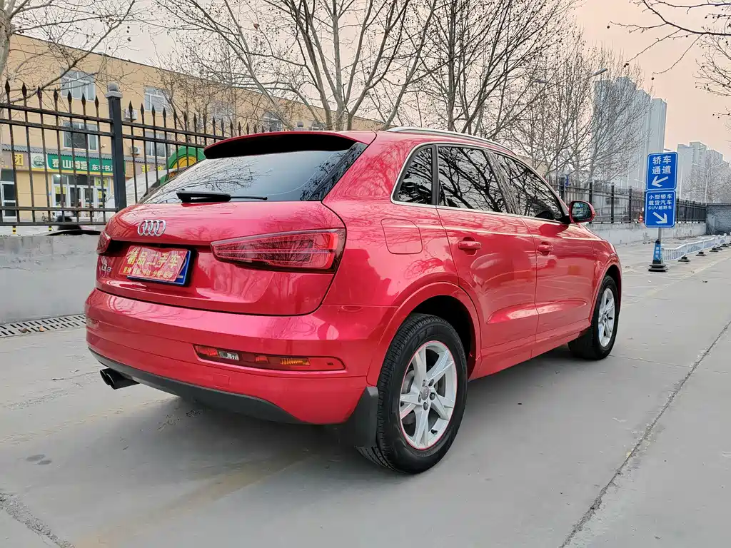 Audi Audi Q3 2016 30 TFSI Standard Model 2016 - thumbnail 4