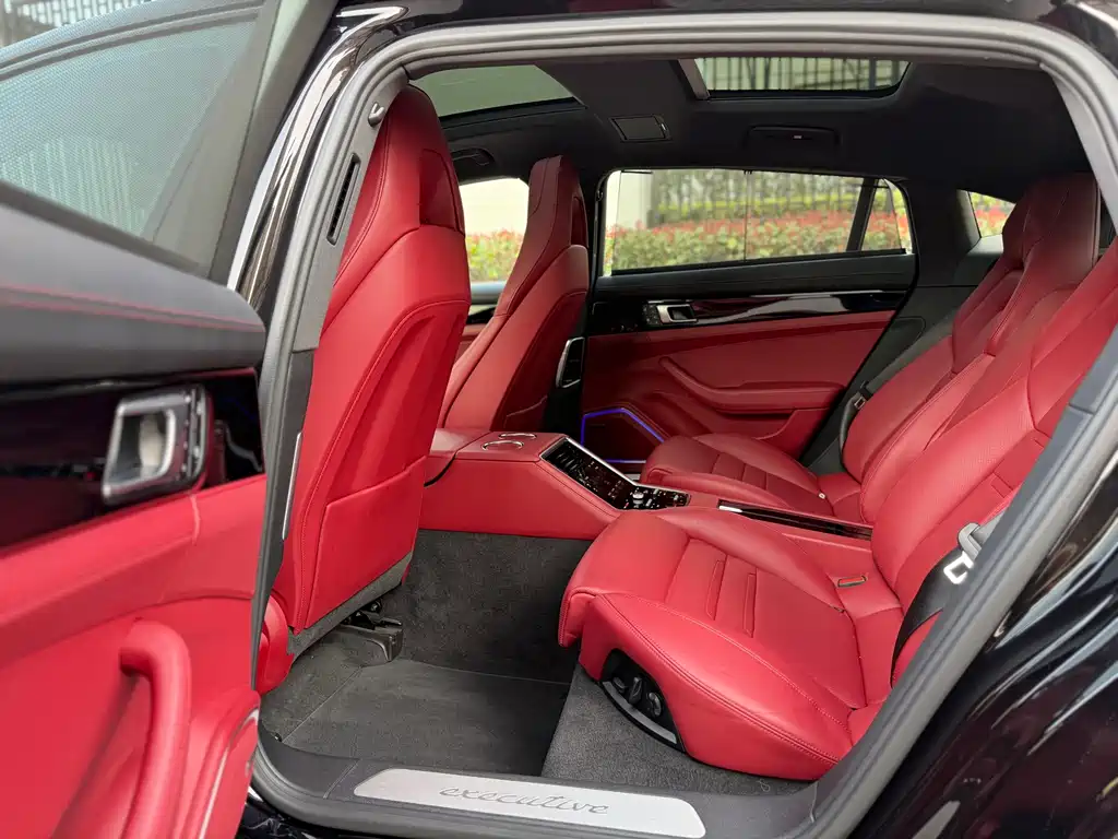 Porsche Panamera 2022 Panamera 4 Executive Long Wheelbase Platinum Edition 2.9T 2022 - thumbnail 8