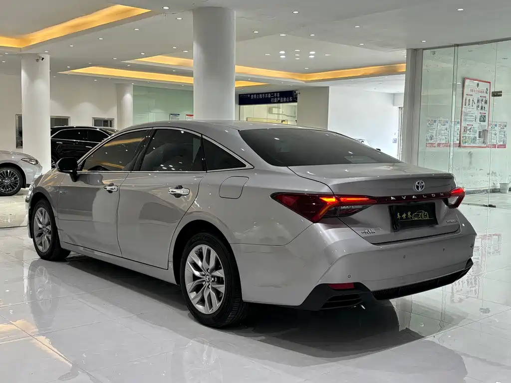 Toyota Avalon 2019 Model Hybrid 2.5L Luxury Version China V 2020 - thumbnail 6