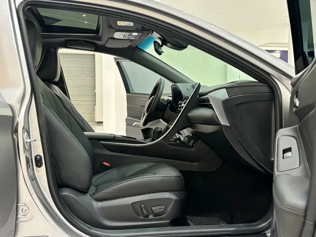 Toyota Avalon 2019 Model Hybrid 2.5L Luxury Version China V 2020 - thumbnail 10