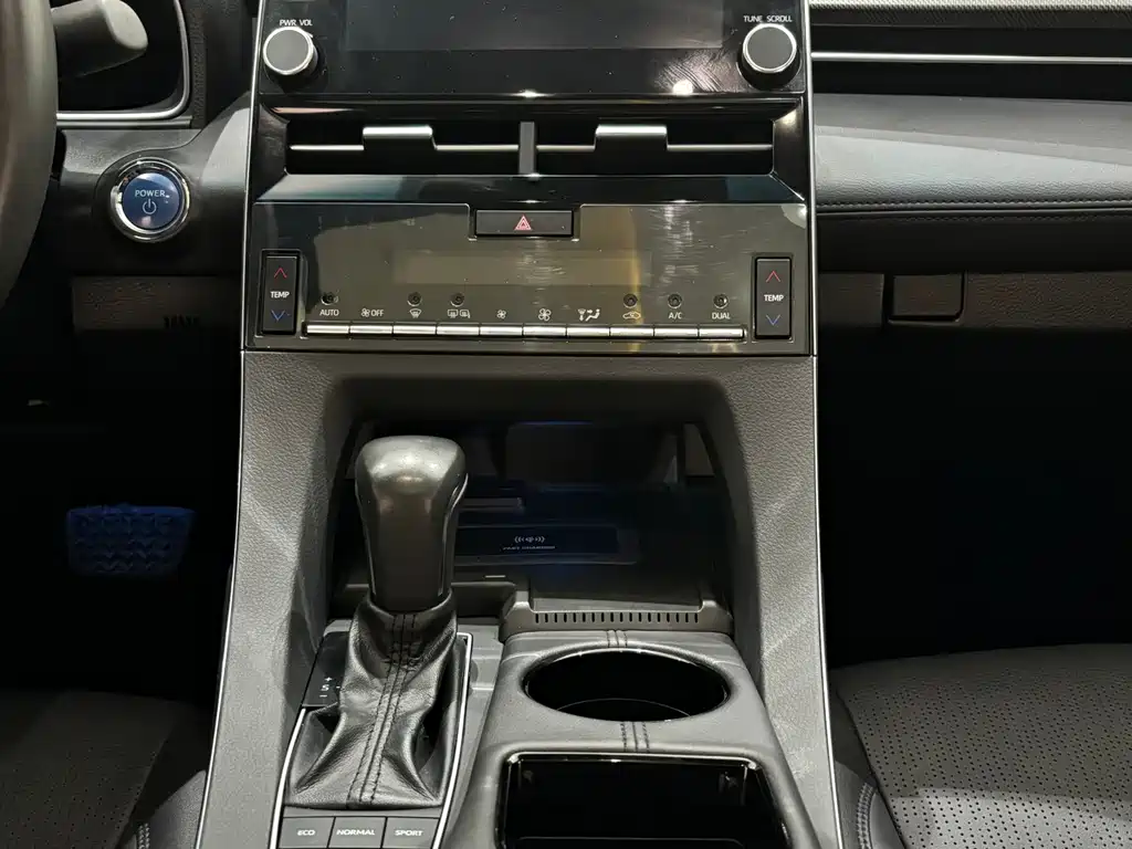 Toyota Avalon 2019 Model Hybrid 2.5L Luxury Version China V 2020 - thumbnail 14
