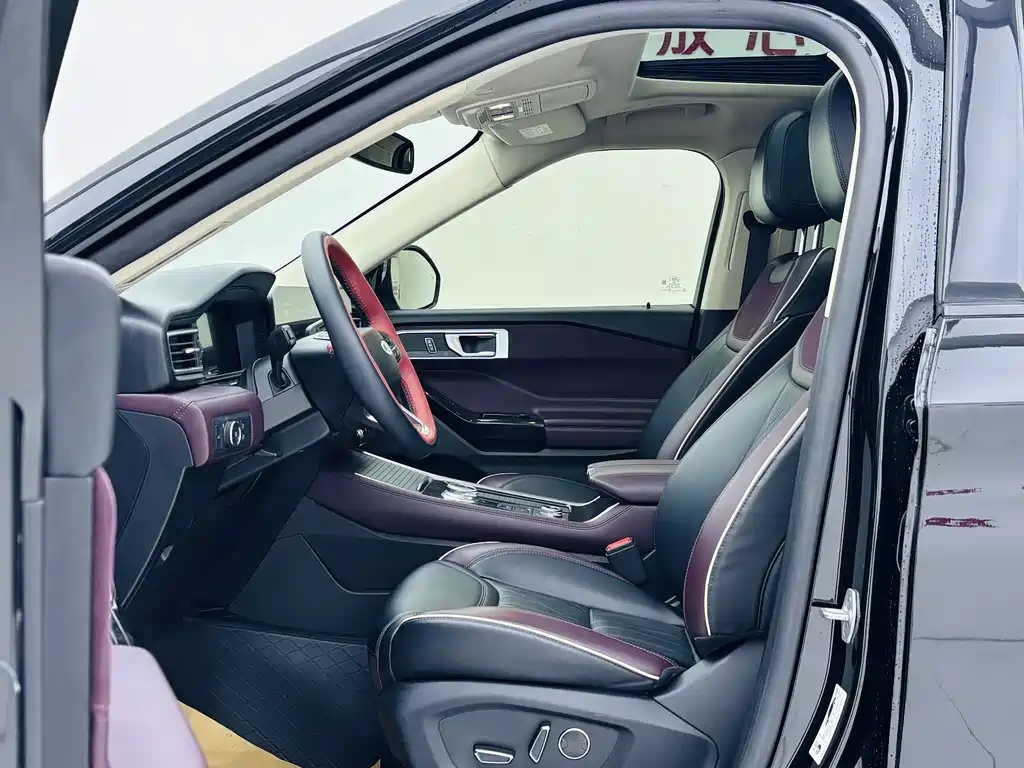 Ford Ford Explorer 2023 EcoBoost 285 AWD Titanium Edition 7-seater 2023 - thumbnail 8