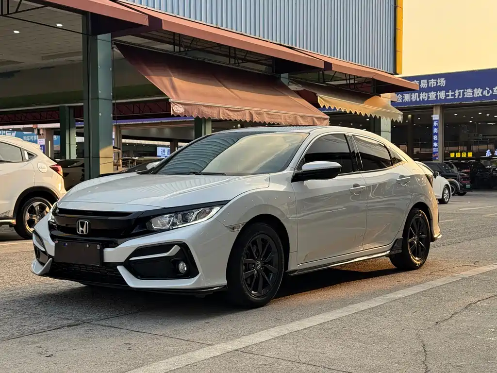 Honda Honda Civic 2021 Hatchback 220TURBO CVT Sport Edition 2022