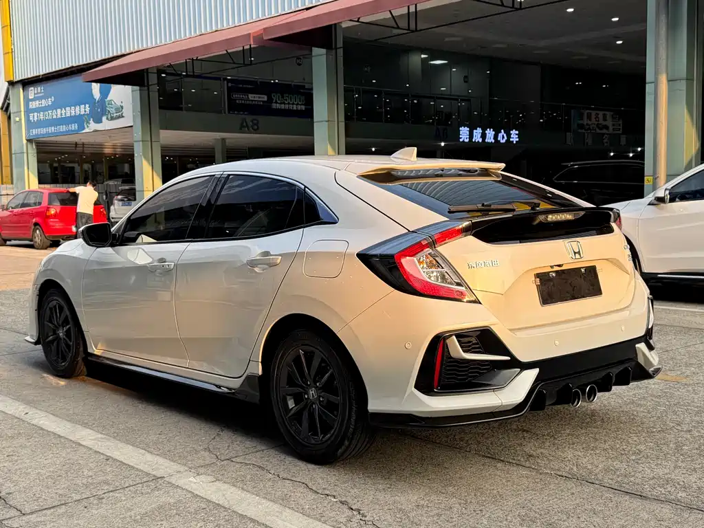 Honda Honda Civic 2021 Hatchback 220TURBO CVT Sport Edition 2022 - thumbnail 14