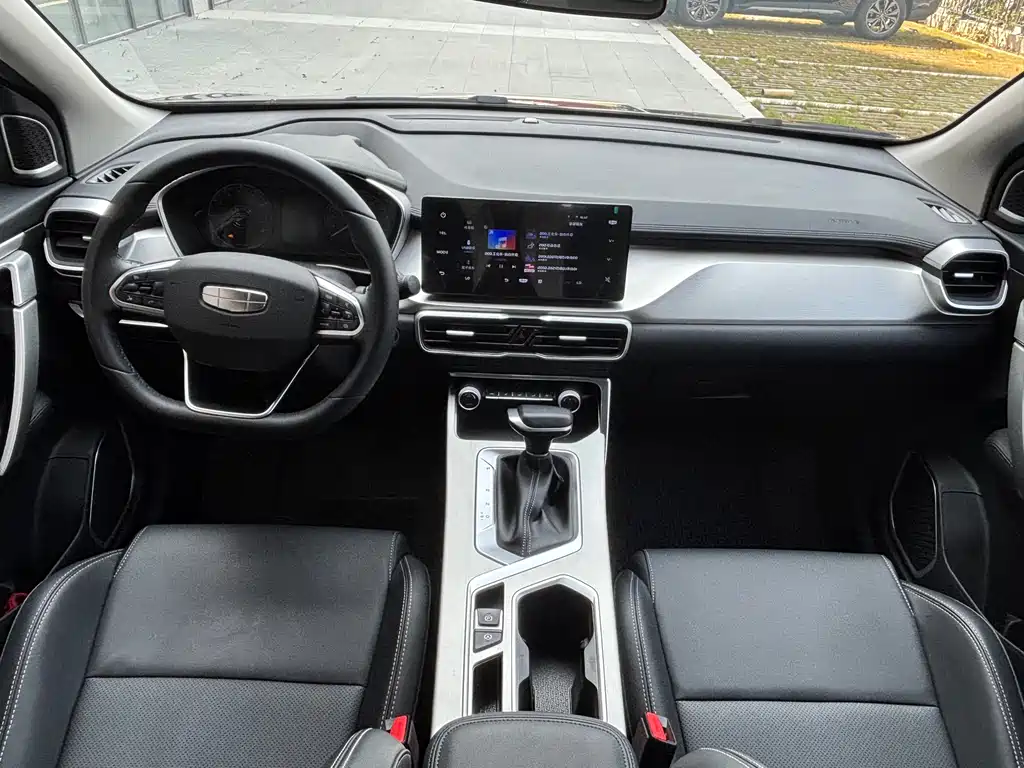 Geely Auto Binyue 2025 1.5L CVT Super Energy 2025 - thumbnail 6