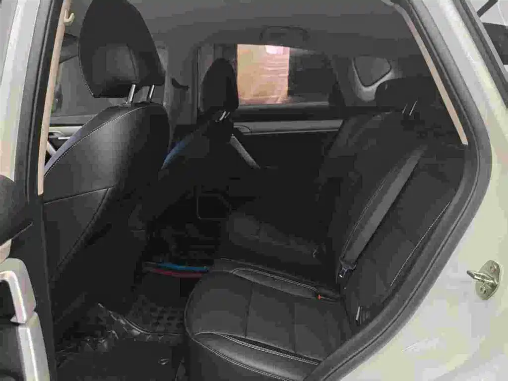 Geely Auto Binyue 2025 1.5L CVT Super Energy 2025 - thumbnail 5