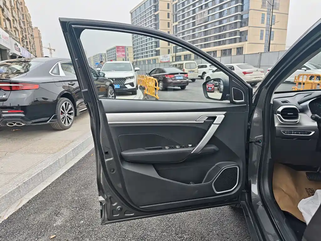 Geely Auto Binyue 2025 1.5L CVT Super Energy 2026 - thumbnail 12