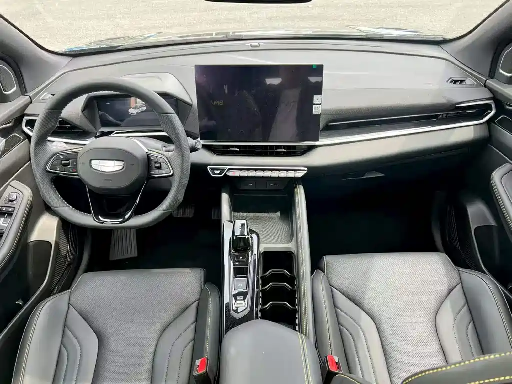 Geely Auto Binyue L 1.5TD DCT Starlight 2025 2025 - thumbnail 6