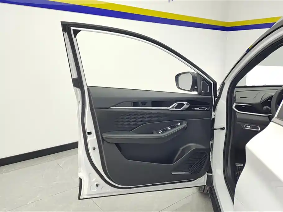 Geely Auto Binyue L 1.5TD DCT Z超越 2025 2026 - thumbnail 6