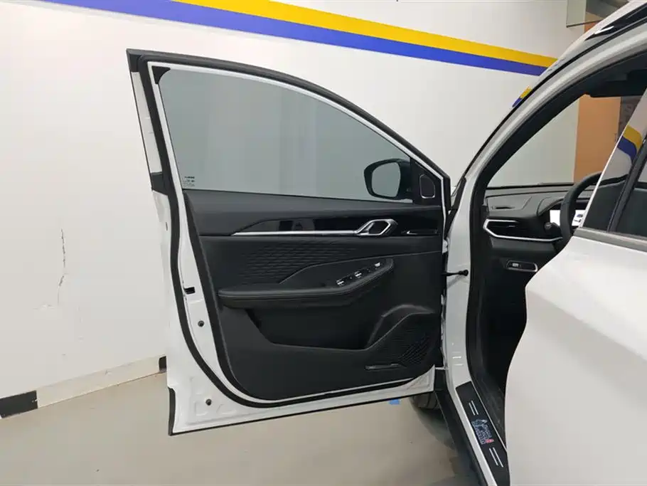 Geely Auto Binyue L 1.5TD DCT Starlight 2025 2025 - thumbnail 7