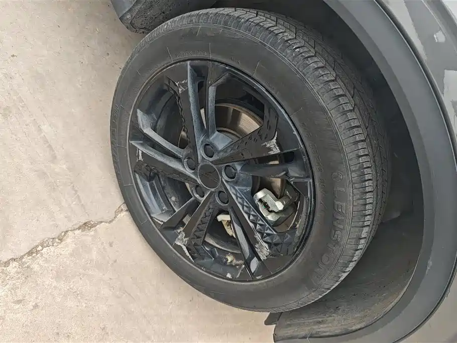 Geely Auto Binyue L 1.5TD DCT Starlight 2025 2025 - thumbnail 6