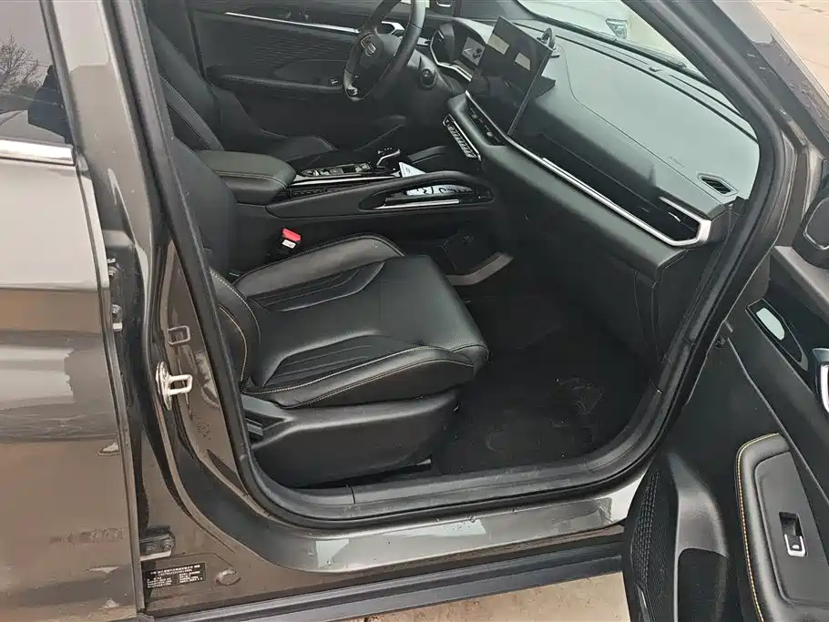 Geely Auto Binyue L 1.5TD DCT Starlight 2025 2025 - thumbnail 8