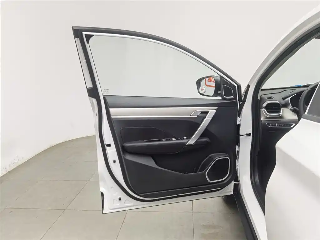 Geely Auto Bin Yue 2025 1.5L CVT Super Energy 2025 - thumbnail 8