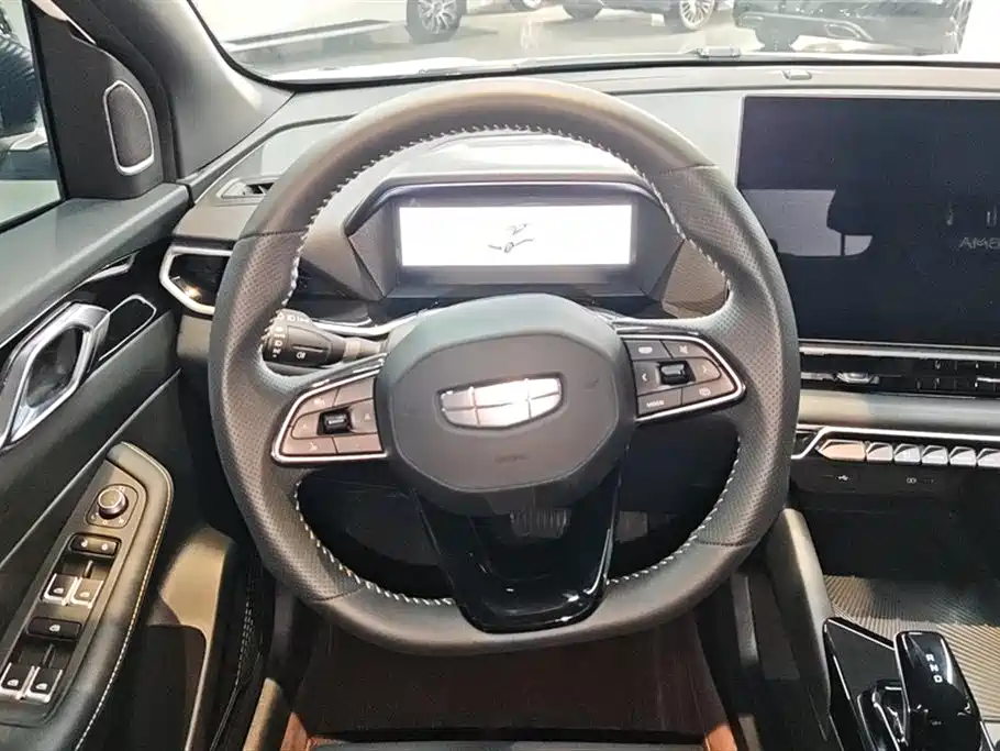 Geely Auto Binyue L 1.5TD DCT Starlight 2025 2025 - thumbnail 15