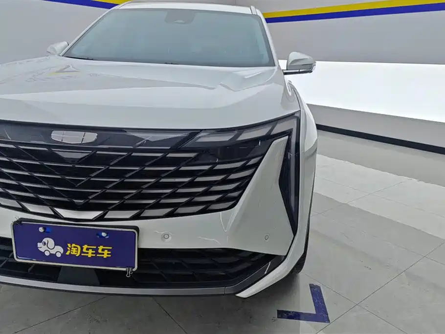 Geely Auto Emgrand L 2023 1.5TD DCT Prestige 2023 - thumbnail 5