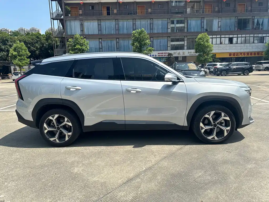 Geely Auto Boyue L 2024 1.5TD DCT Flagship Edition 2024 - thumbnail 4