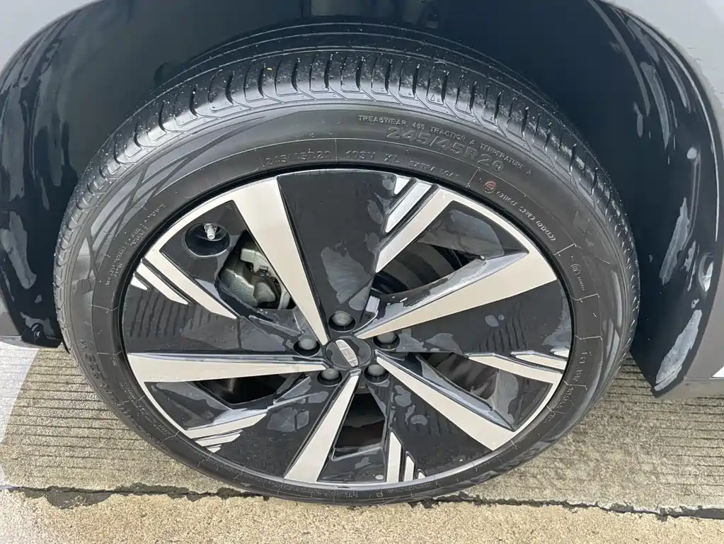 Geely Auto Boyue L 2024 1.5TD DCT Flagship Edition 2024 - thumbnail 20