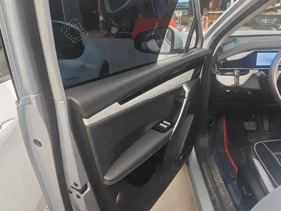 Geely Auto Boyue L 2023 1.5TD DCT Glory Edition 2024 - thumbnail 7