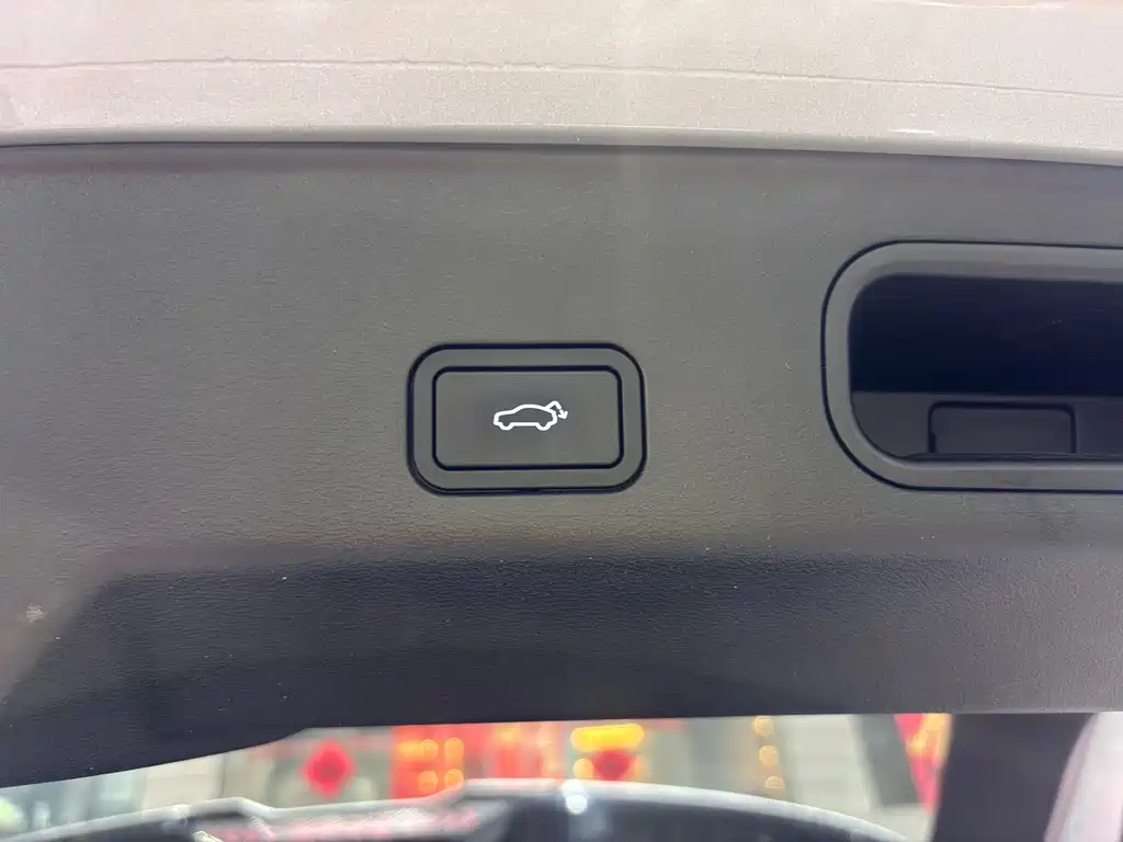 Geely Auto Emgrand L 2024 1.5TD DCT Premium 2024 - thumbnail 27