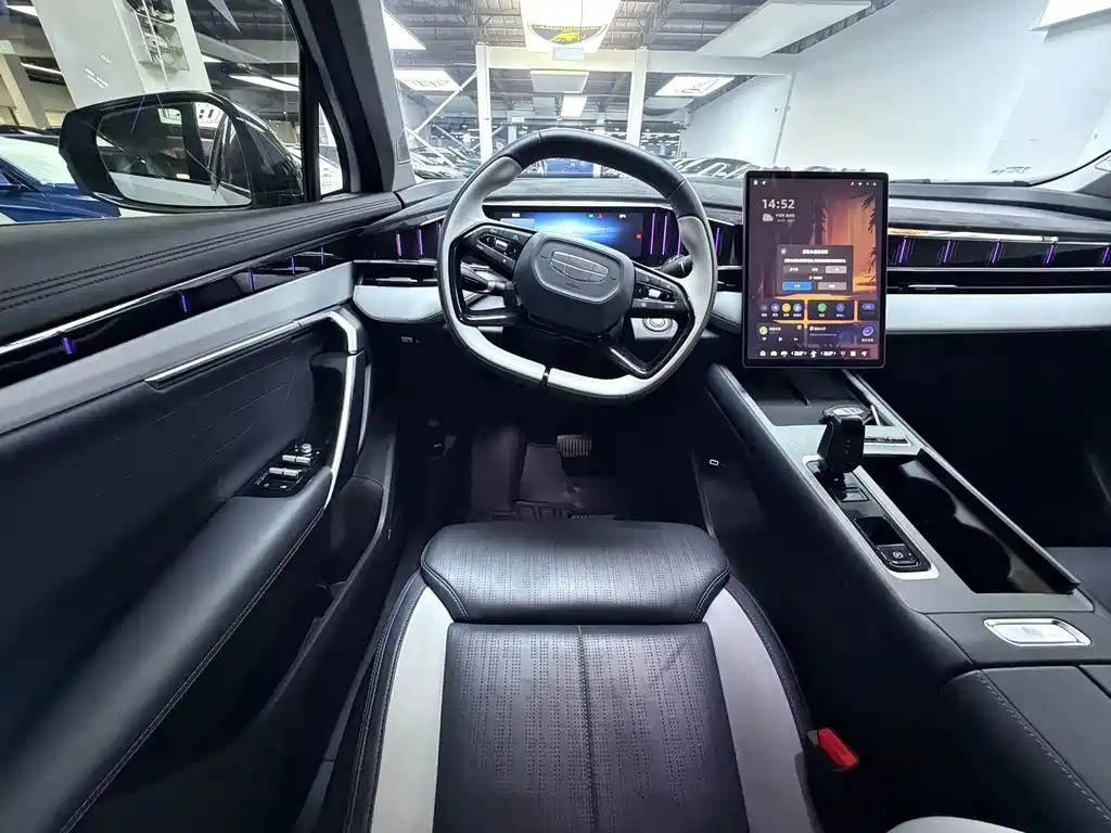Geely Auto Boyue L 2024 1.5TD DCT Flagship Edition 2024 - thumbnail 7