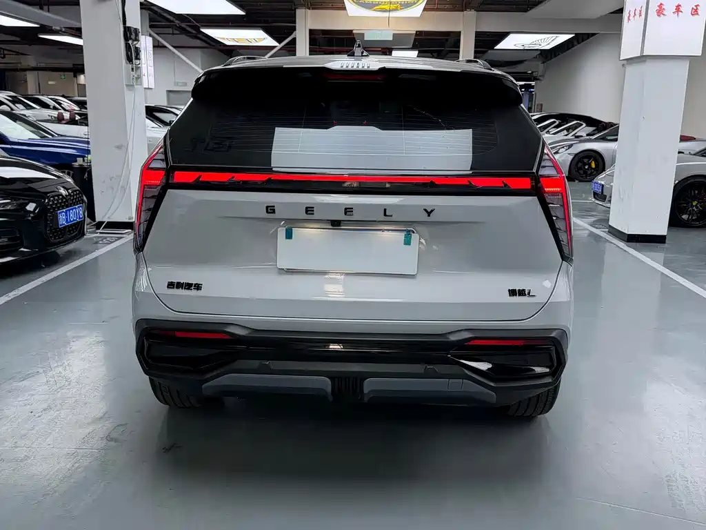 Geely Auto Boyue L 2024 1.5TD DCT Flagship Edition 2024 - thumbnail 11