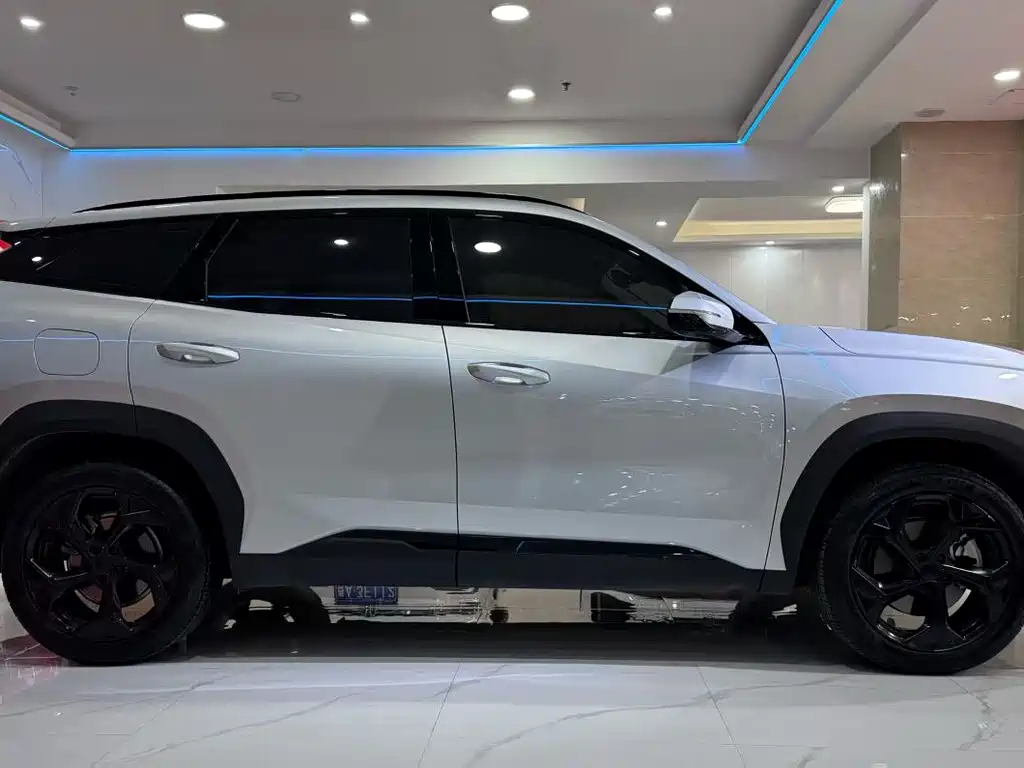 Geely Auto Boyue L 2023 1.5TD DCT Glory Edition 2023 - thumbnail 3