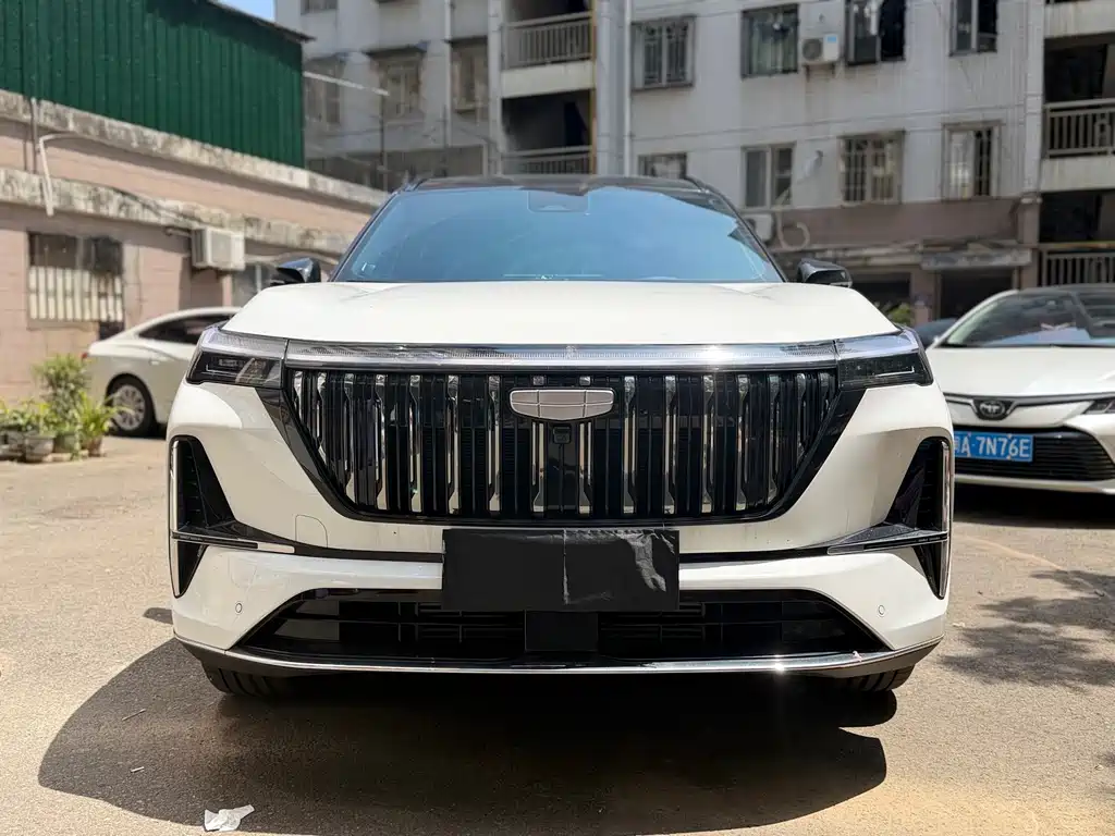 Geely Auto Emgrand L 2025 4th Gen 1.5TD DCT Premium 2026 - thumbnail 2