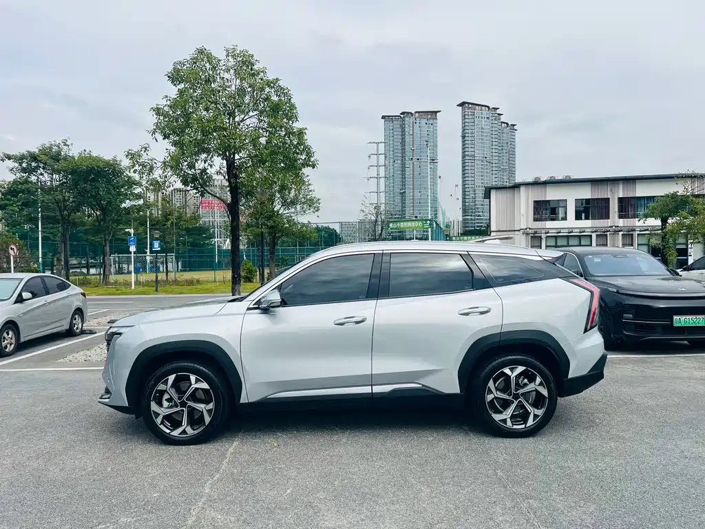 Geely Auto Boyue L 2023 1.5TD DCT Premium 2023 - thumbnail 7