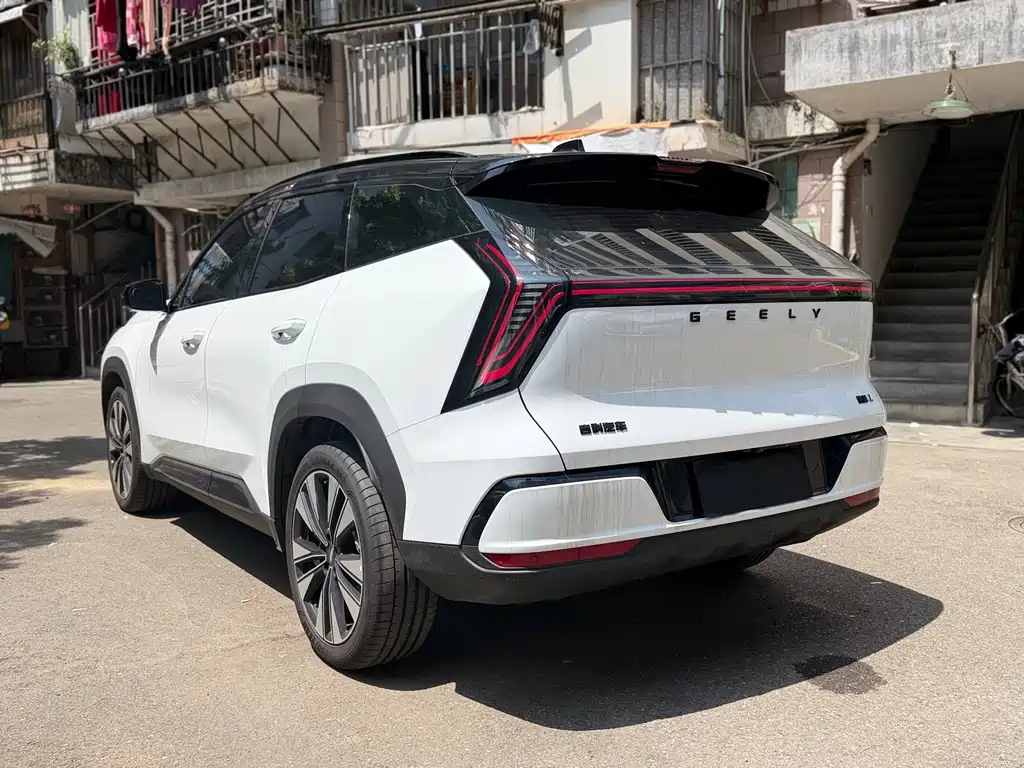 Geely Auto Emgrand L 2025 4th Gen 1.5TD DCT Premium 2026 - thumbnail 6