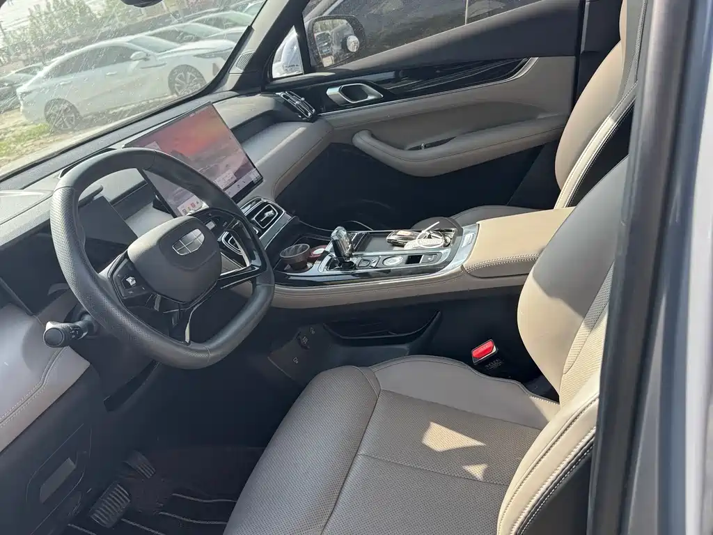 Geely Auto Emgrand L 2025 4th Gen 1.5TD DCT Shanhe 2025 - thumbnail 3