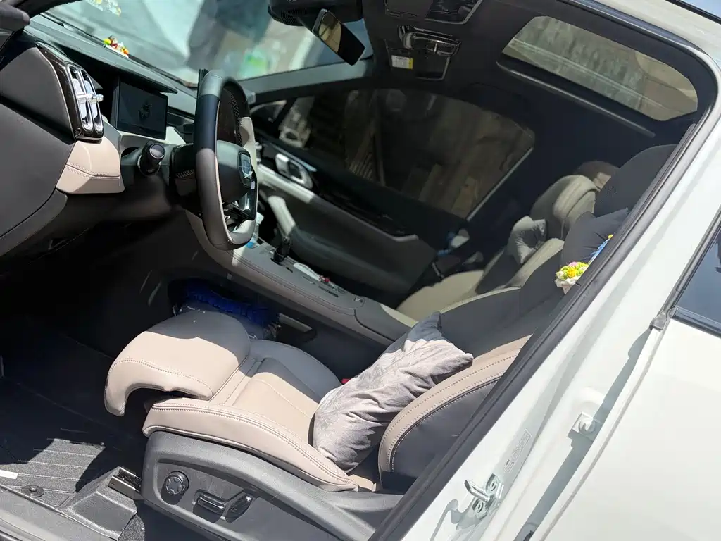 Geely Auto Emgrand L 2025 4th Gen 1.5TD DCT Premium 2026 - thumbnail 7
